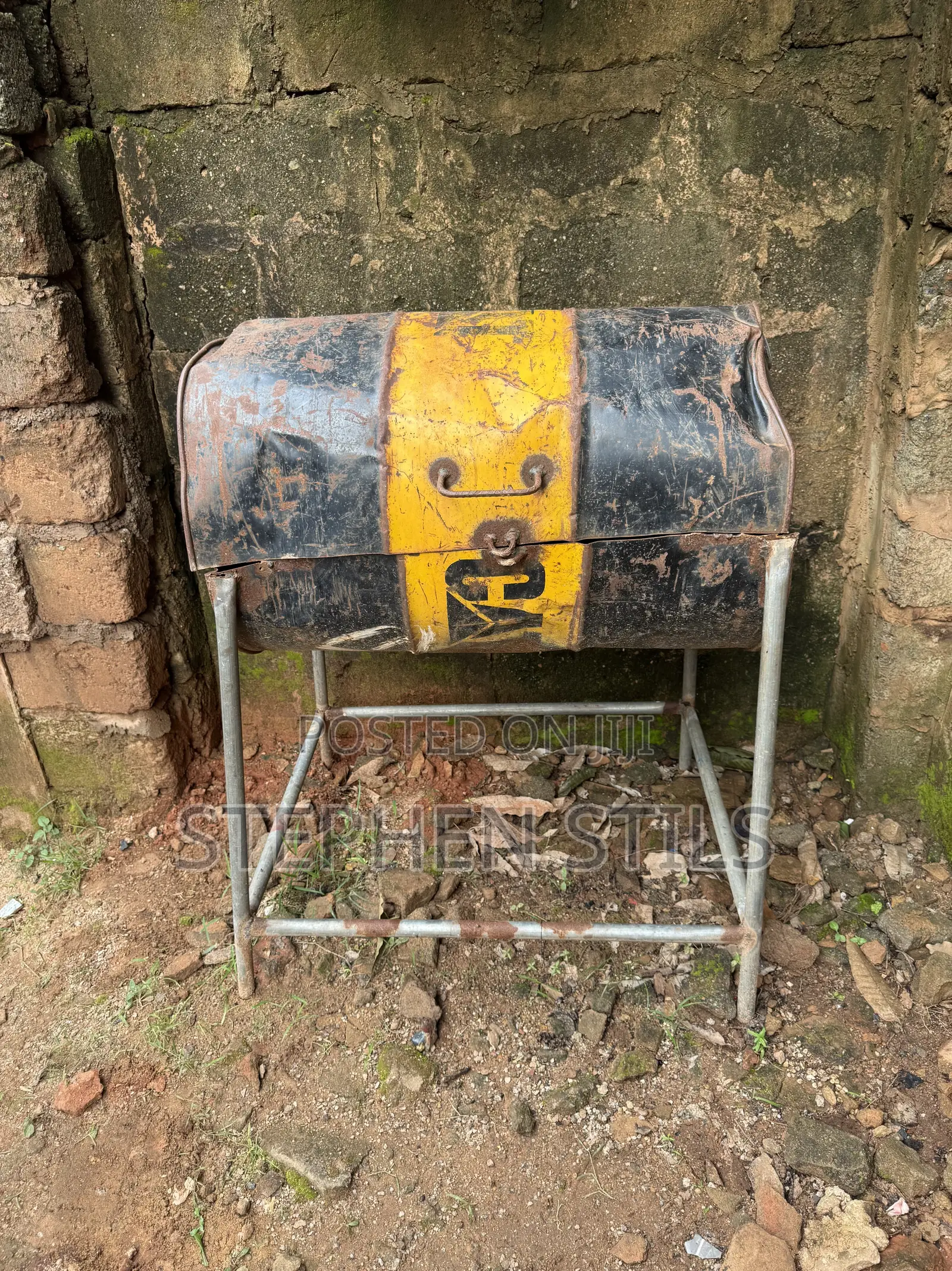 Barbeque Stand
