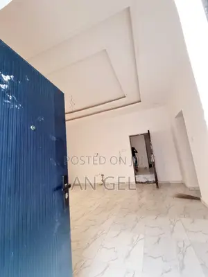 Mini Flat in Jakande for rent