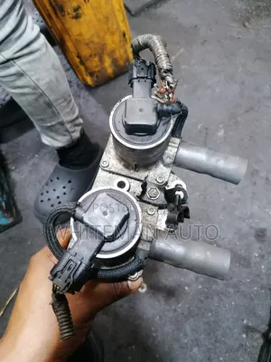 Engine Valve for 3UR V8 for Toyota Tundra Tacoma Sequoia Land Cruiser