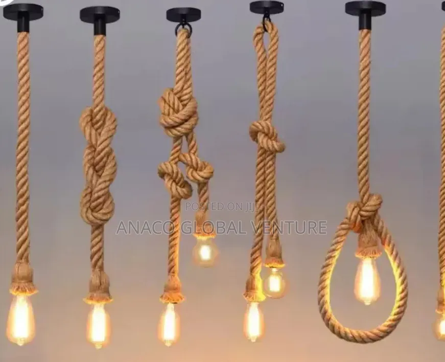 Morden Single Pendant Light With Bulb 