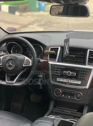 Mercedes-Benz M Class 2012 Silver