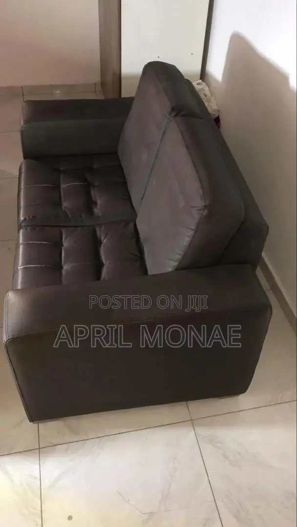 2 Seaters Chair