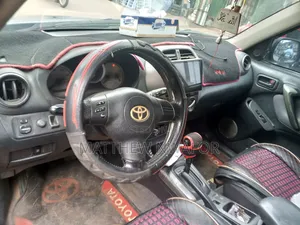 Toyota RAV4 Automatic 2003 Black