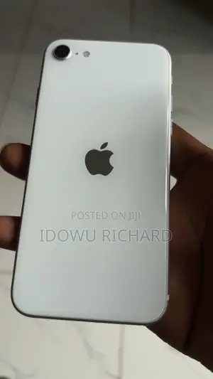 Apple iPhone SE (2022) 64 GB White