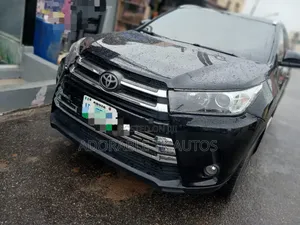 Toyota Highlander Limited 4x4 V6 (3.5L 6cyl 8A) 2017 Black