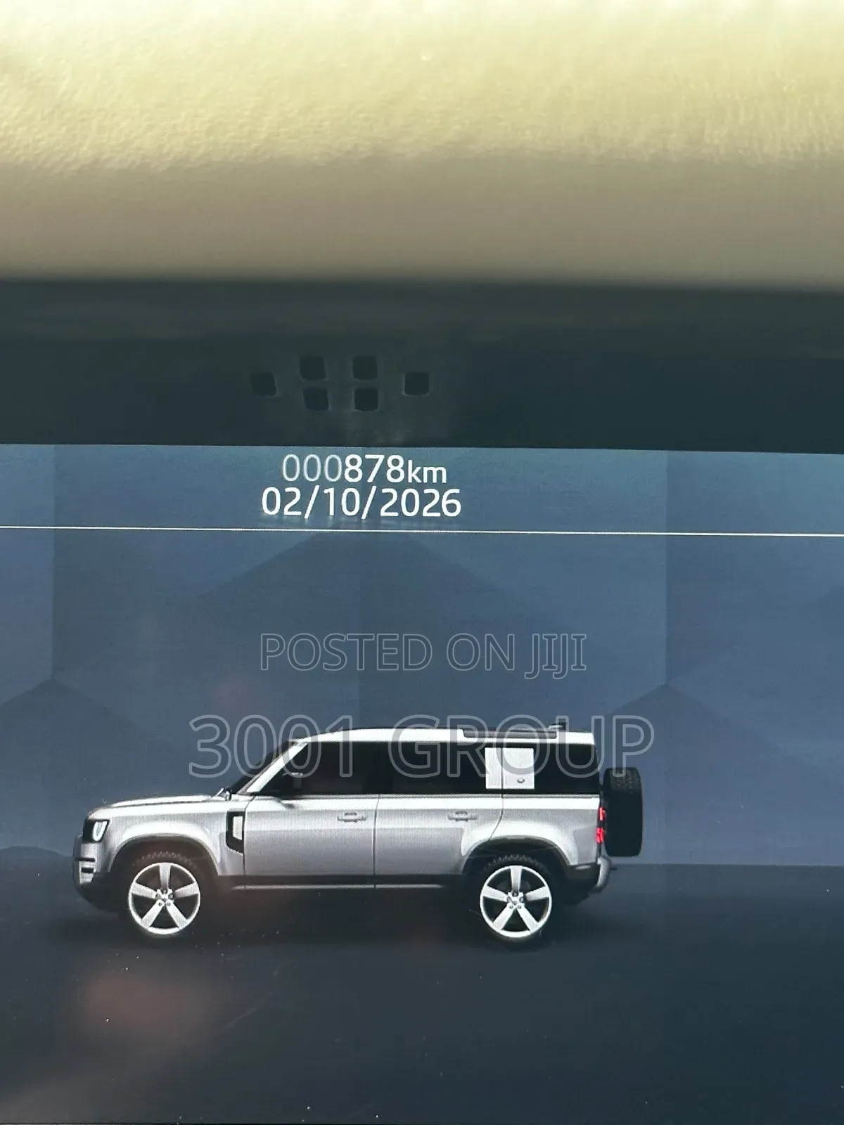 Land Rover Defender 2020 Gold