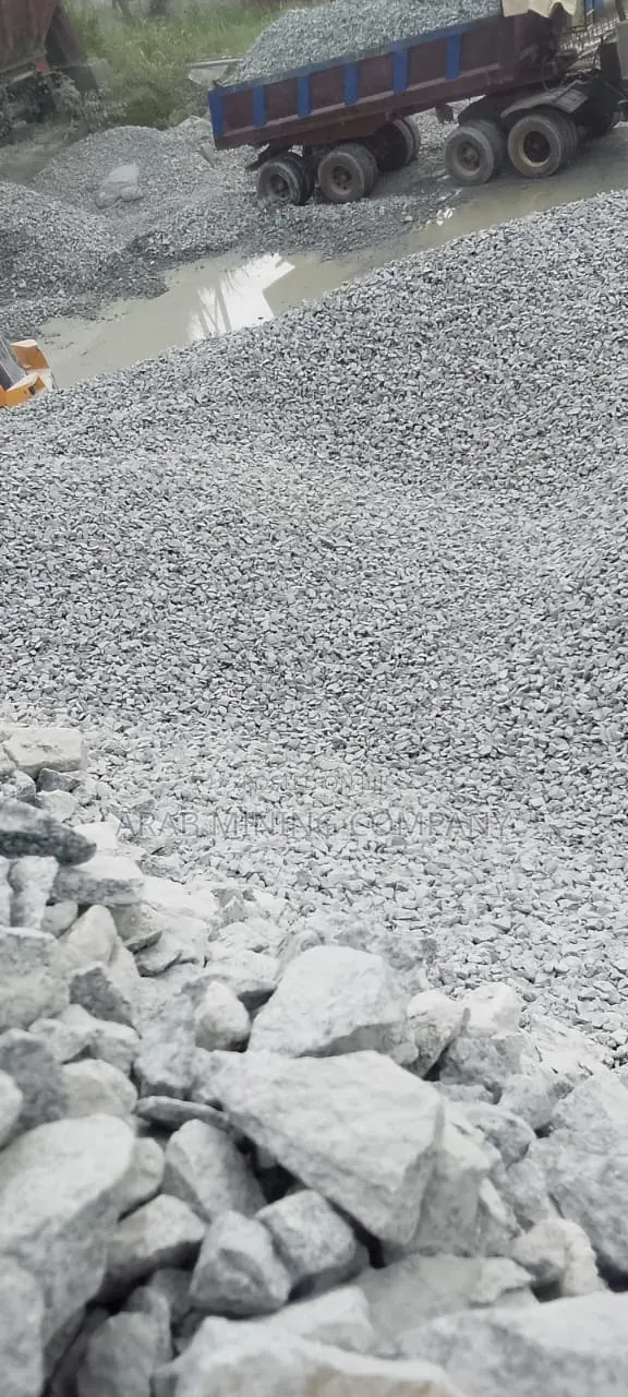 Chipping and Stone Dust