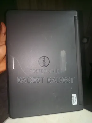 Laptop Dell Latitude 3350 4GB Intel Core i5 HDD 140GB