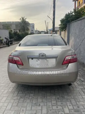 Toyota Camry LE 4dr Sedan (2.4L 4cyl 5A) 2008 Gold