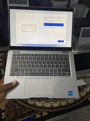 Laptop Dell Latitude 5320 2-in-1 16GB Intel Core i5 SSD 256GB