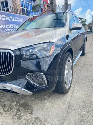 Mercedes-Benz Maybach 2023 Brown