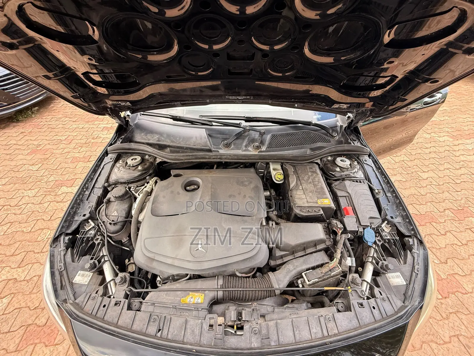 Mercedes-Benz GLA-Class 2016 Black