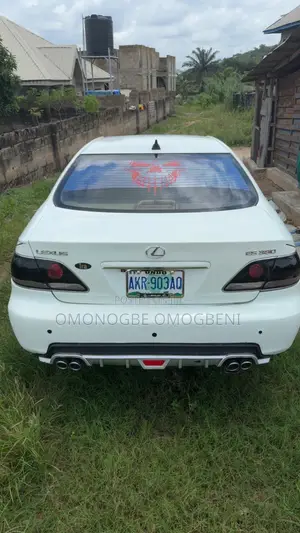 Lexus ES 330 Sedan 2004 White