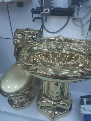 Executive Toilet Gold for Master Bedroom
