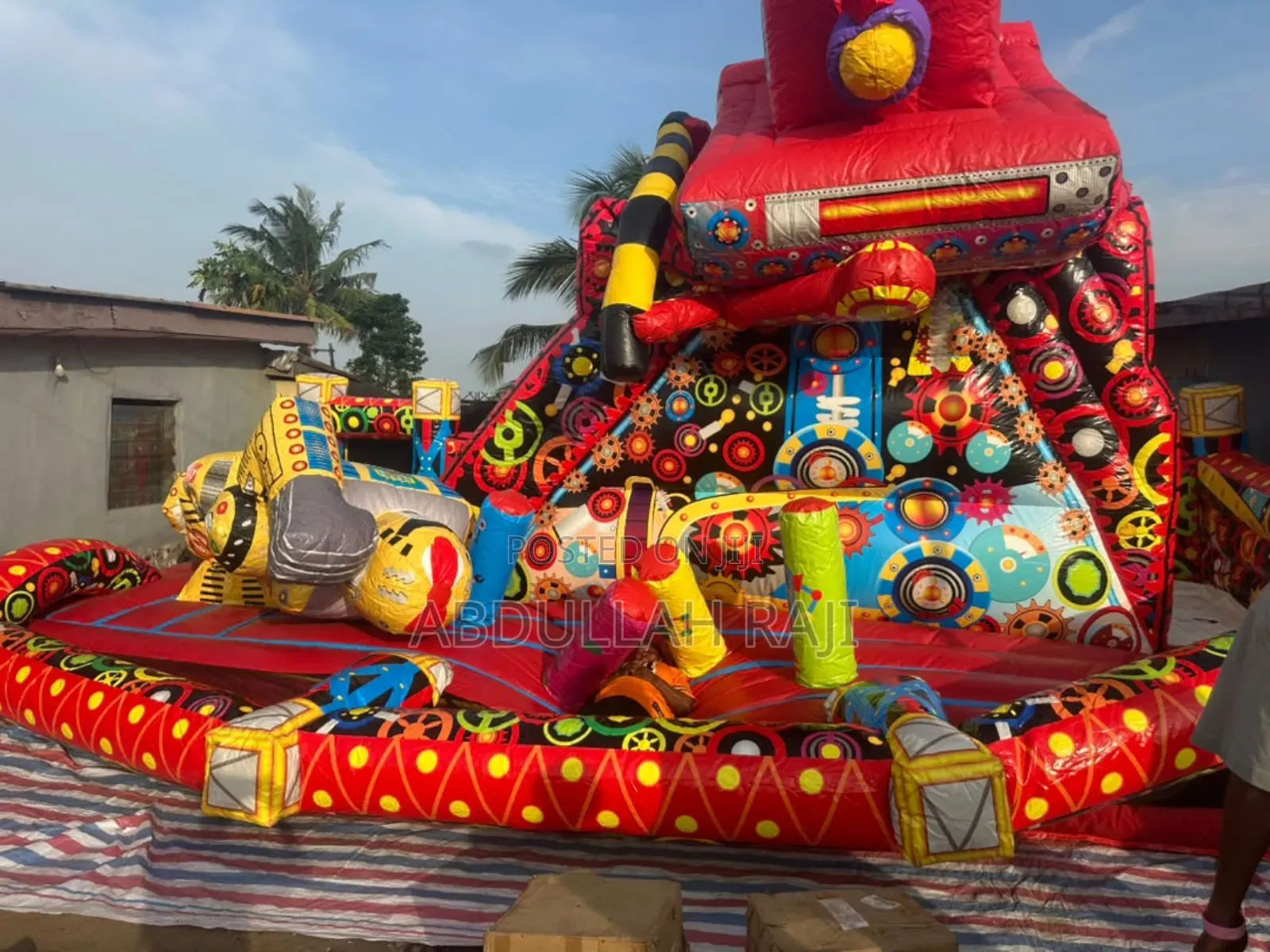 Very Big Giant Bouncing Castles