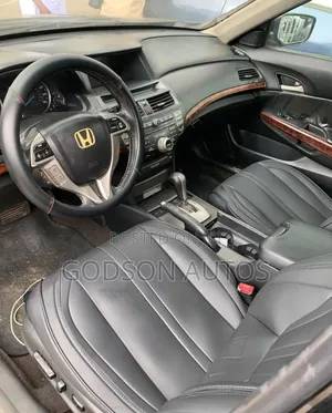 Honda Crosstour 2010 Black