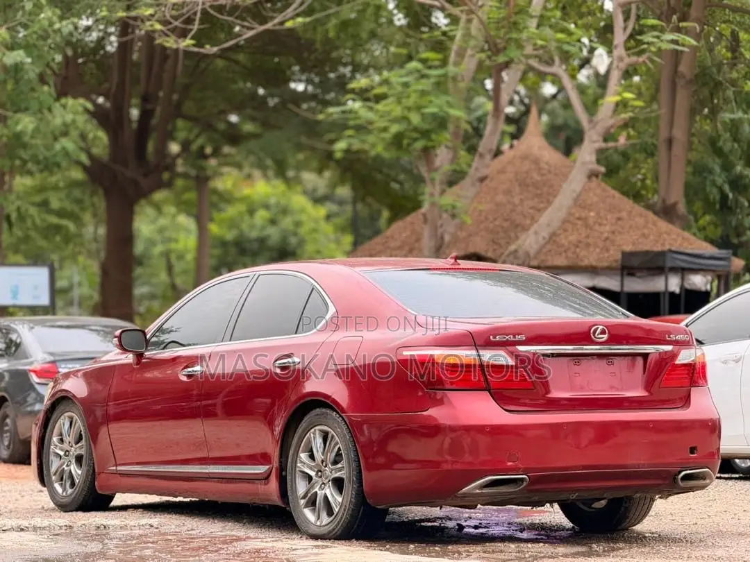Lexus LS 460 AWD 2012 Red