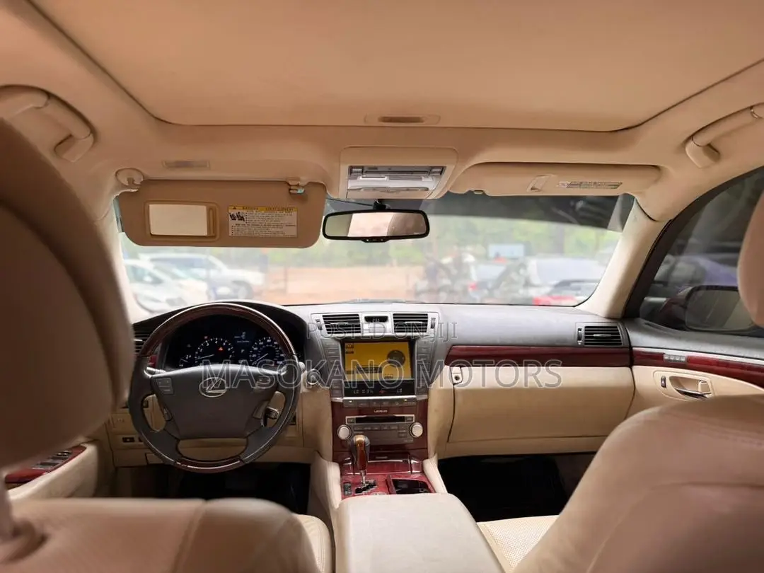 Lexus LS 460 AWD 2012 Red