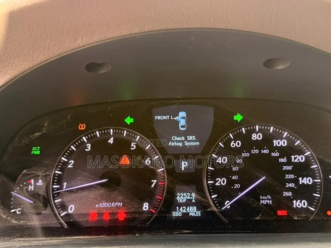 Lexus LS 460 AWD 2012 Red