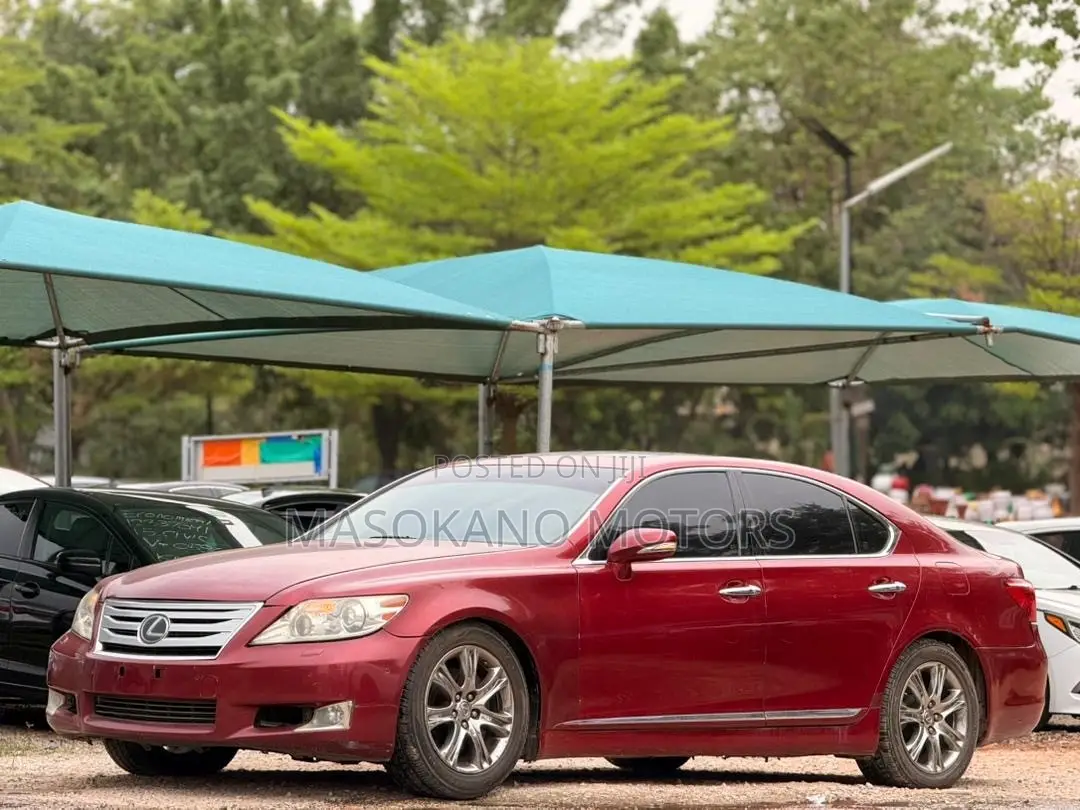 Lexus LS 460 AWD 2012 Red