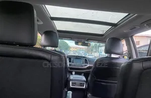 Toyota Highlander Limited Platinum 4dr SUV AWD (3.5L 6cyl 6A) 2014 Gray