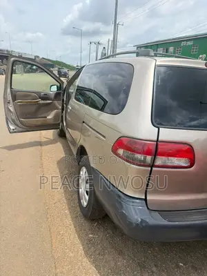 Toyota Sienna 2002 Gray