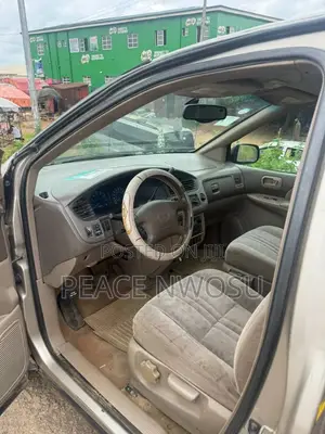 Toyota Sienna 2002 Gray