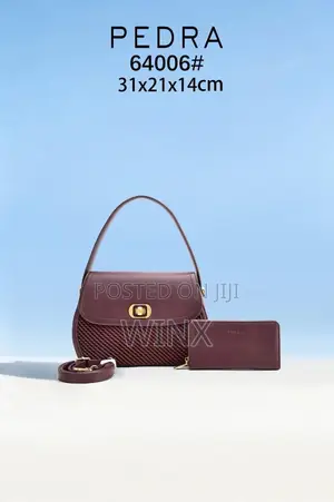 Pedra Hand Bag