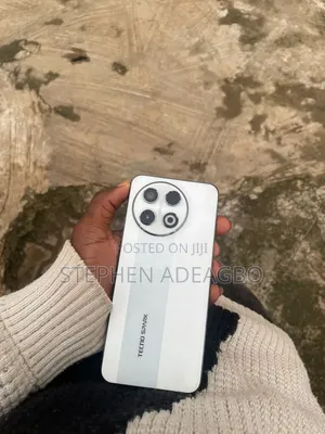 Tecno Spark 30 Pro 256 GB White
