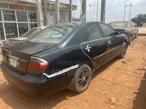 Toyota Camry LE 4dr Sedan (2.4L 4cyl 4A) 2004 Black