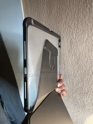 Apple iPad Pro (2022) 128 GB Black