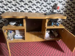 TV Shelf Console