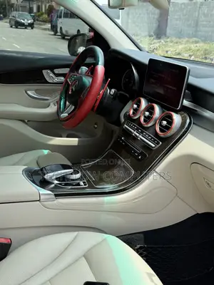 Mercedes-Benz GLC-Class 2017 Red