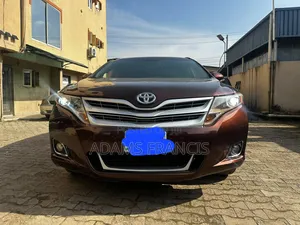 Toyota Venza 2010 Brown