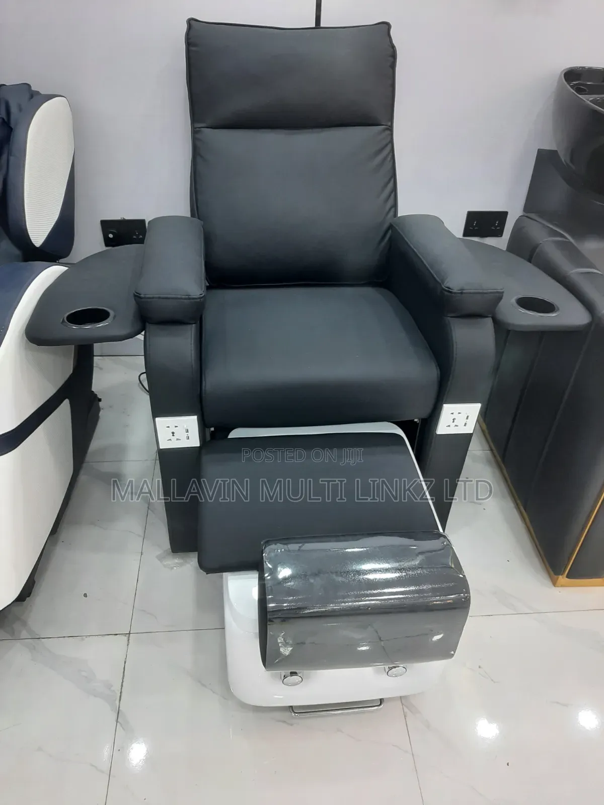 Message Bed for Best and Exotic Salons