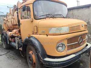 Mercedes 911 Sewage Tanker
