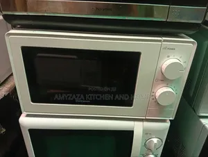 Tesman SKMS0720MPW White Manual Solo Microwave. UK Used