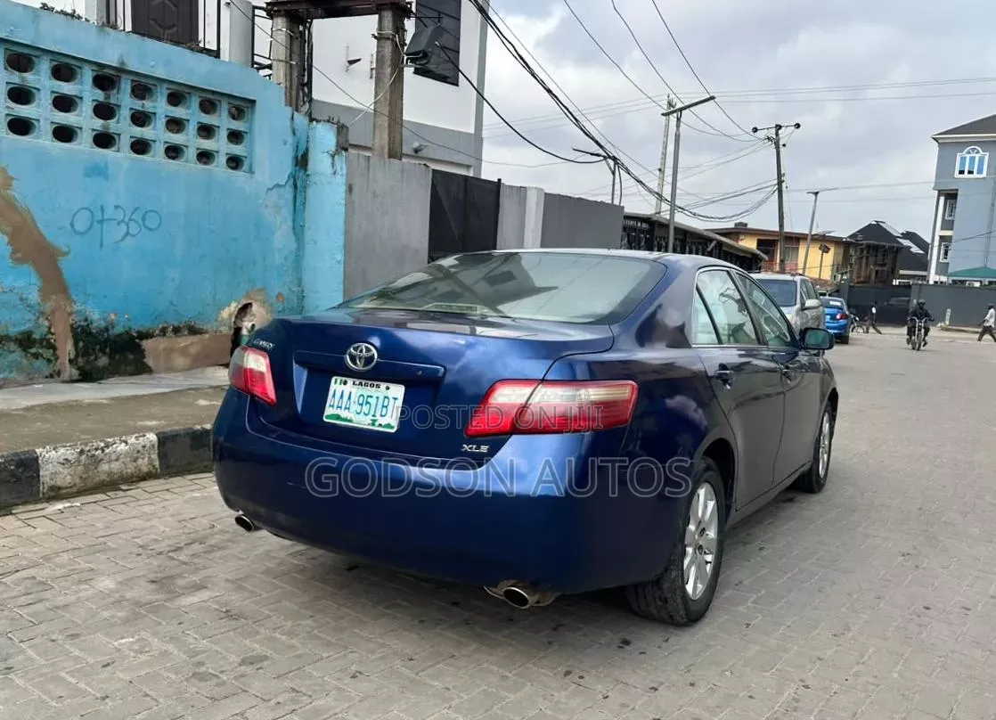 Toyota Camry 2008 Blue