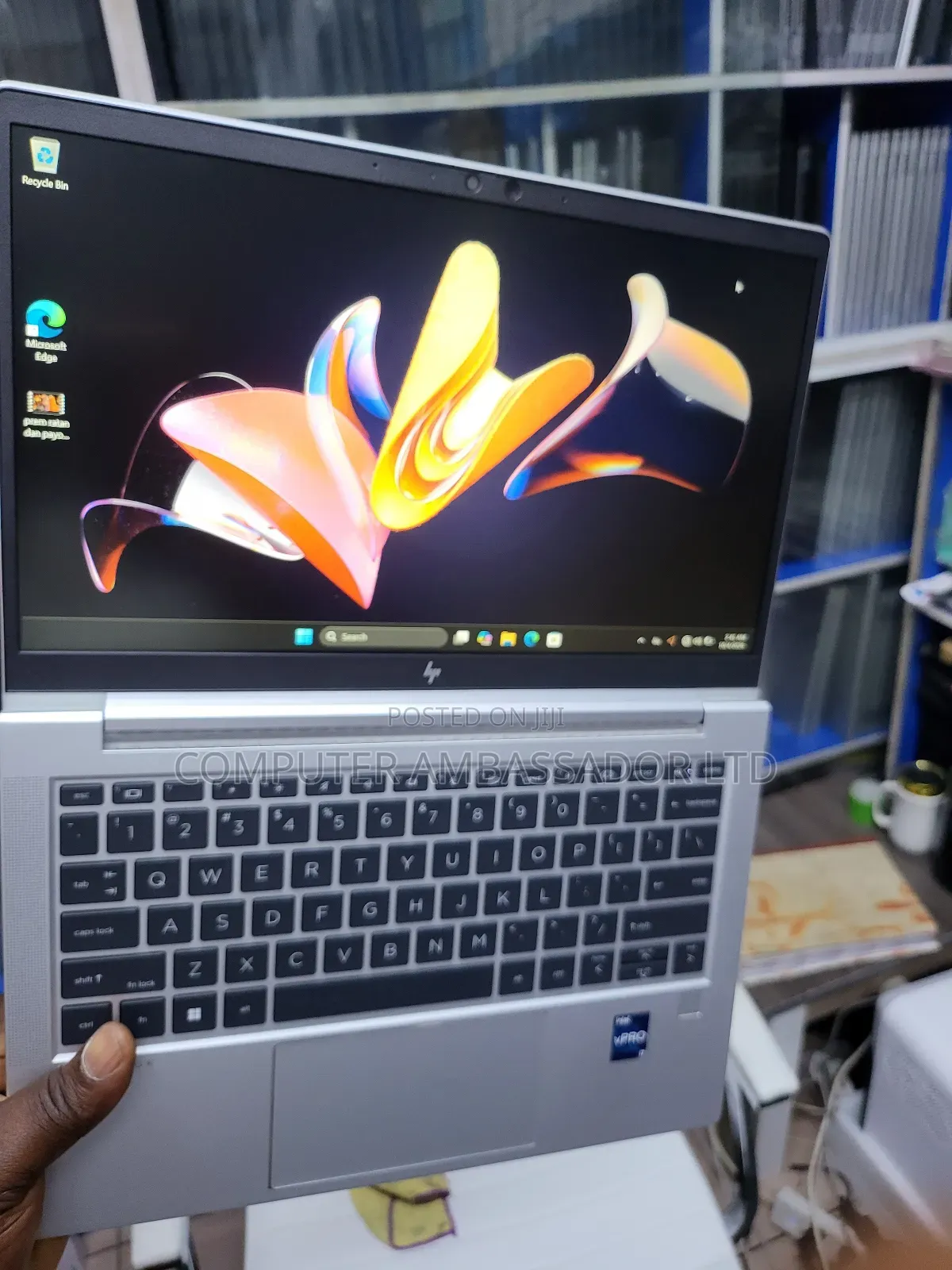 Laptop HP EliteBook 630 G10 32GB Intel Core i7 SSD 512GB