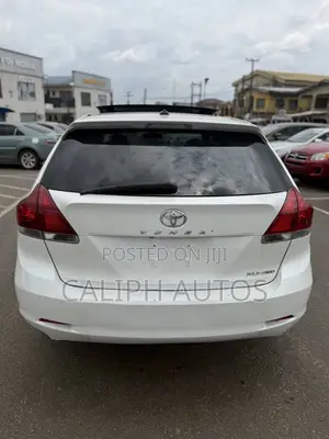 Toyota Venza XLE 2014 White