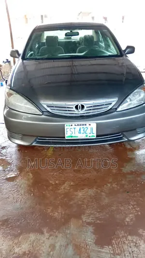 Toyota Camry 2005 Green