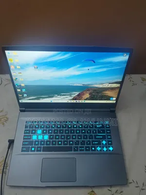 Laptop MSI GF65 Thin 10UE 16GB Intel Core i5 SSD 512GB