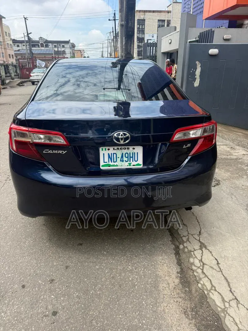Toyota Camry 2014 Blue
