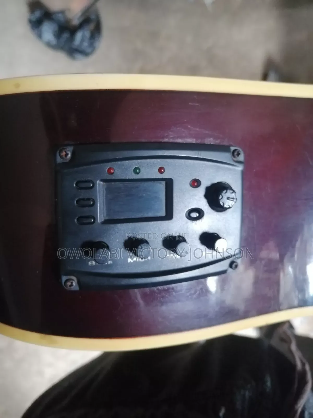Semi Acoustic Guitar