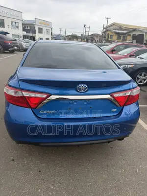 Toyota Camry SE 4dr Sedan (2.5L 4cyl 6A) 2017 Blue