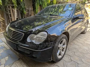 Mercedes-Benz C180 2006 Black