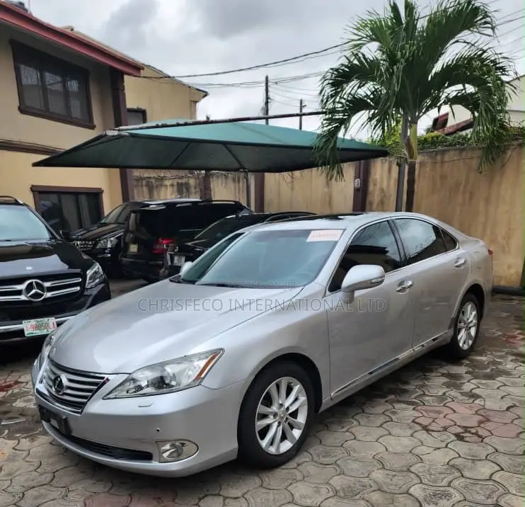Lexus ES 350 2012 Silver