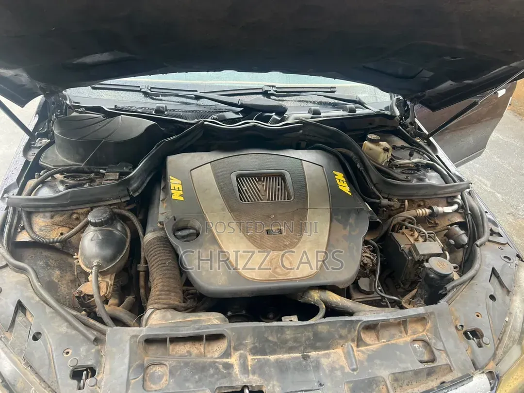 Mercedes-Benz C300 2009