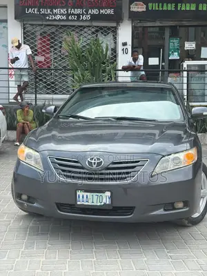 Toyota Camry 3.5 XLE 2008 Gray