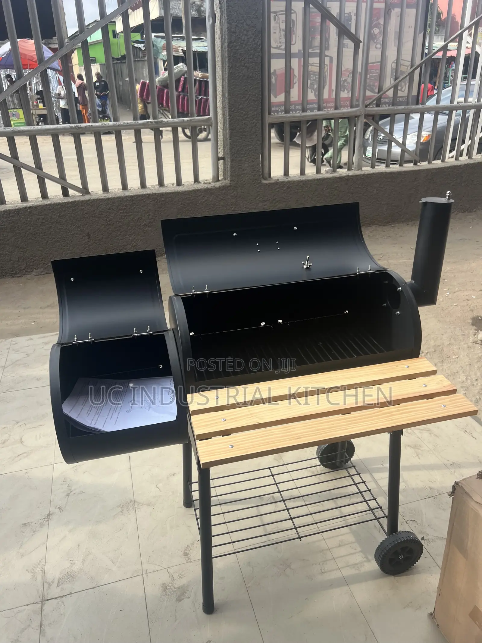 Charcoal Barbecue Machine